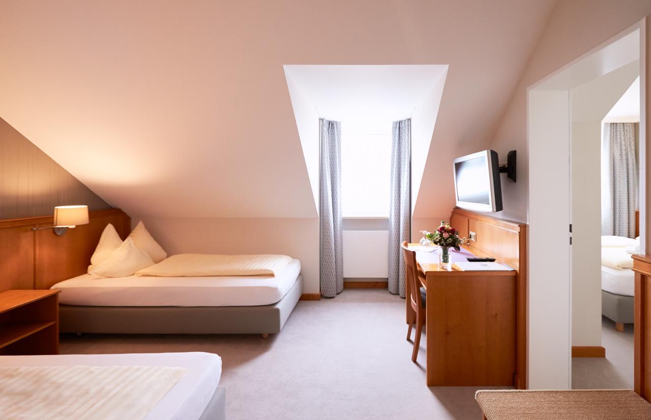 Hotel Alter Wirt ฮอลเบิร์กมูส ภายนอก รูปภาพ